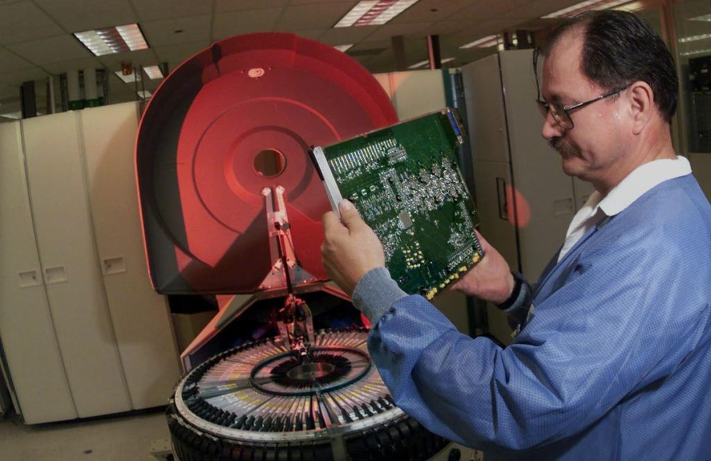 Here Are 5 Stocks With Little Debt