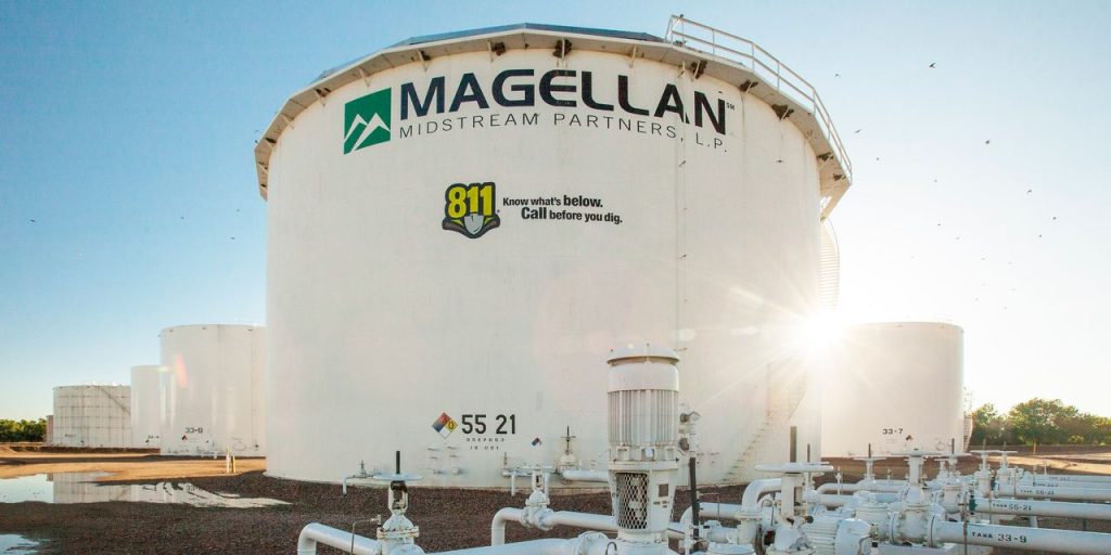 Oneok, Magellan Midstream, Sarepta, Western Digital, SoFi, and More Stock Movers