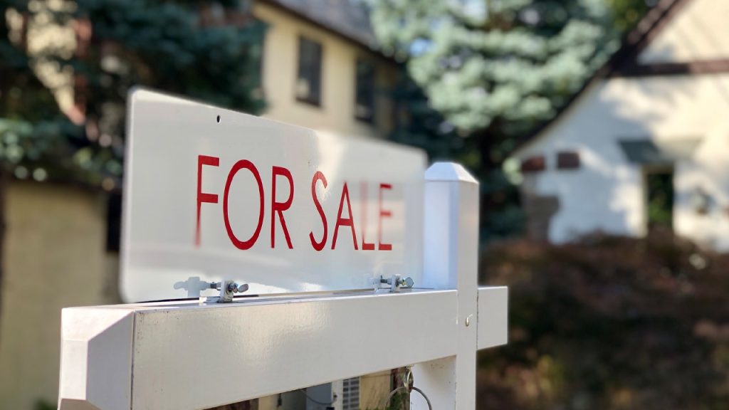 Mortgage rates rise after falling for 2 weeks