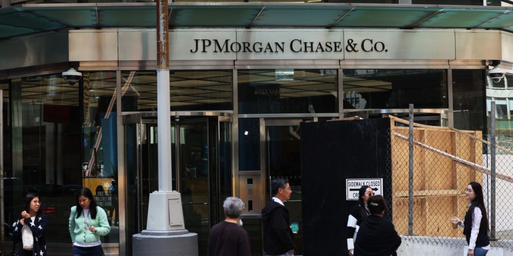 SEC Fines JPMorgan $4 Million Over Accidental Deletion of Millions of Emails