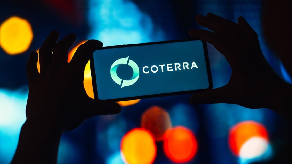 5 Historically High-Yield Stocks Gurus Agree On