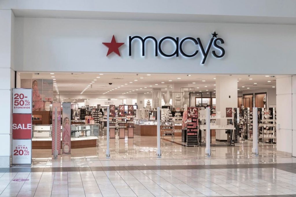 Macy’s Big Warning On Credit Cards