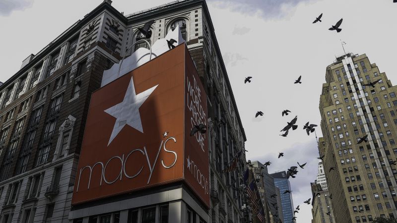 Macy’s sounds the alarm on credit card delinquencies