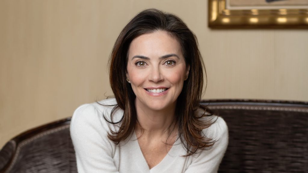 Harvard grad, bestselling author, and toxic-parenting researcher who spoke to 6,500 moms and dads: The counterintuitive way to help your kids succeed