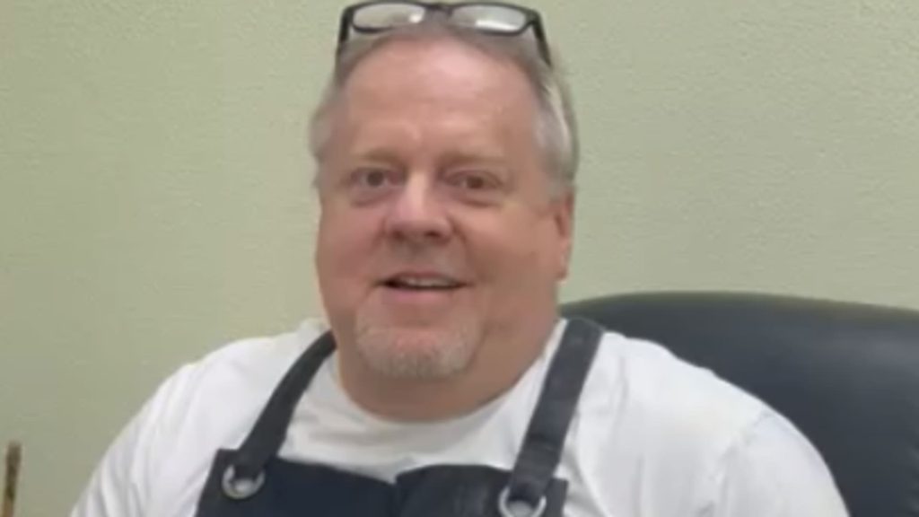 55-year-old spent $15,000 on his side hustle, quit his 60-hour workweek job—now he brings in up to $23,000 a month