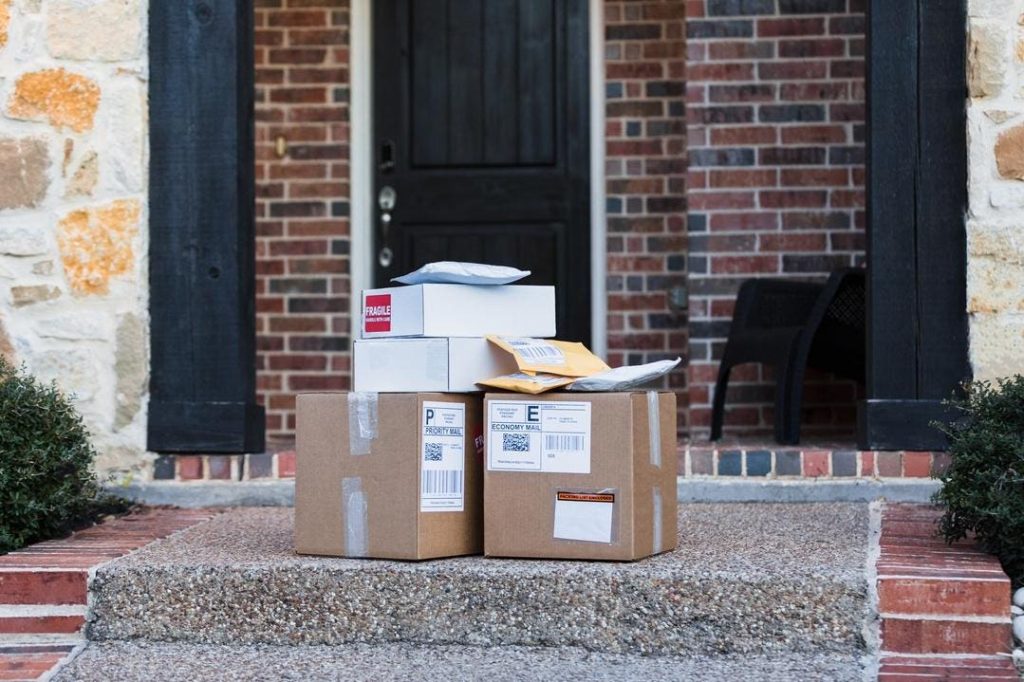 If You Like To Shop But Can’t Stop, Here’s How To Address Compulsive Shopping