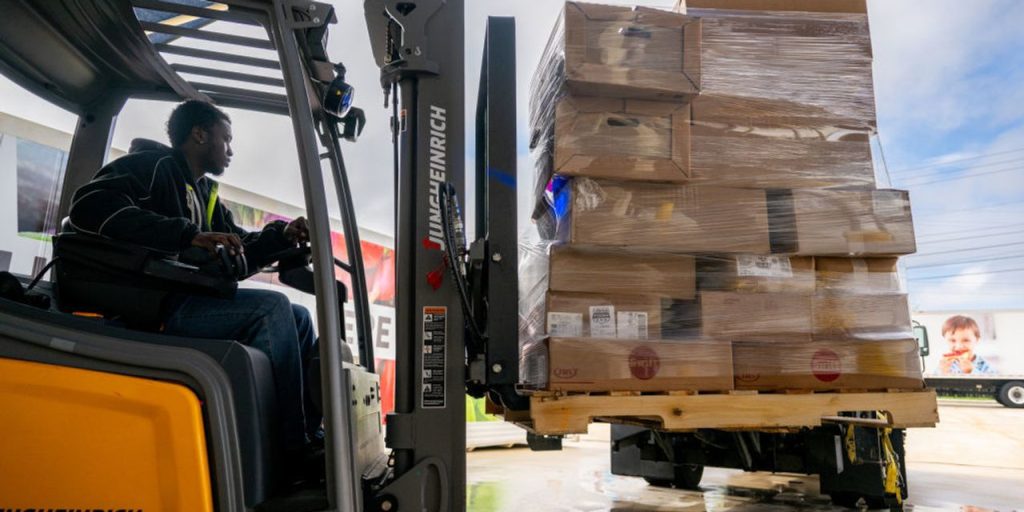 Jobless claims climb to 7-week high. Layoffs are still low, but the labor market might be cooling.