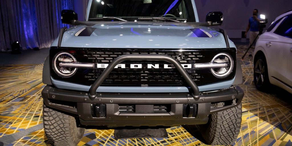 Ford and GM inventories rise despite UAW strike, but demand concerns linger