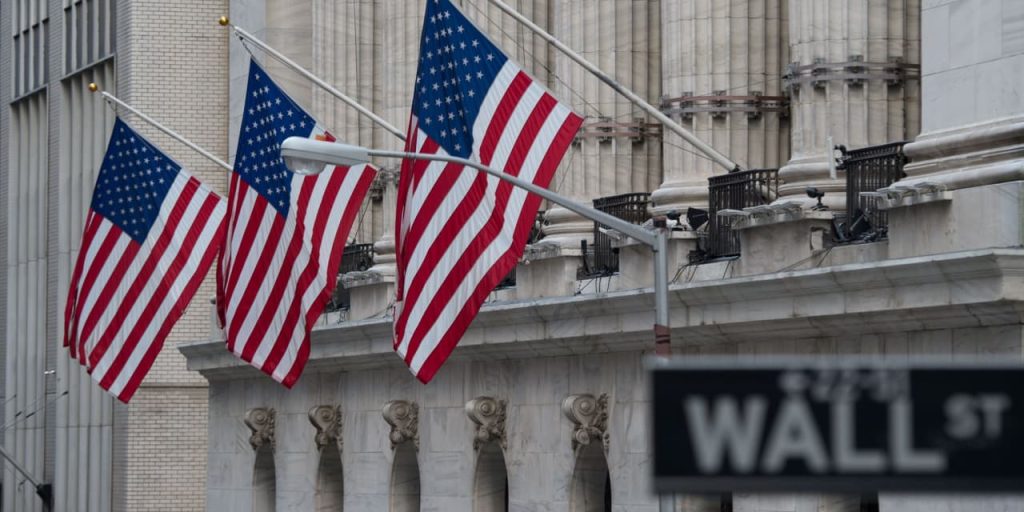 Dow closes at 3-month high as stocks bounce back ahead of Thanksgiving holiday